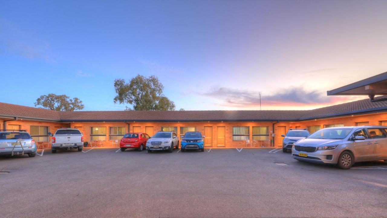 Cousins Motor Inn Inverell Eksteriør bilde